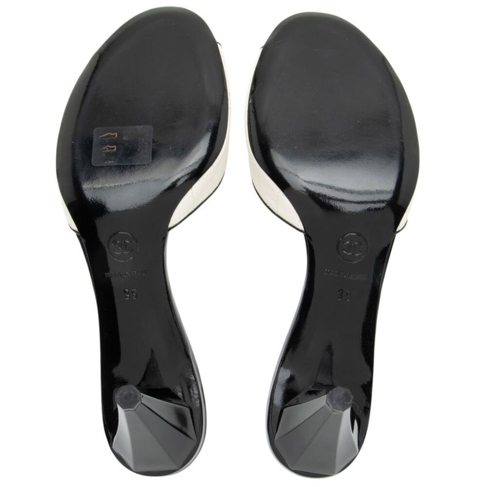 Chanel Vintage Quilted Leather Camellia Mules - Size 9 / 39 - Picture 5 of 7